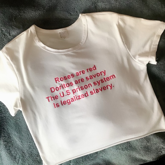 ❌SOLD❌Crop T-shirt - Picture 4 of 5